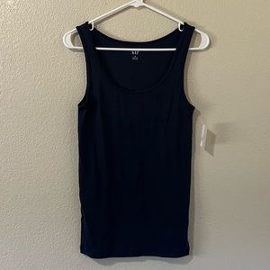 Gap modern tank - navy - medium - NWT